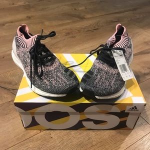 ADIDAS UltraBOOST Uncaged Running Shoe